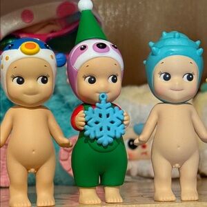 100% authentic Sonny Angel - “sloth” Christmas series